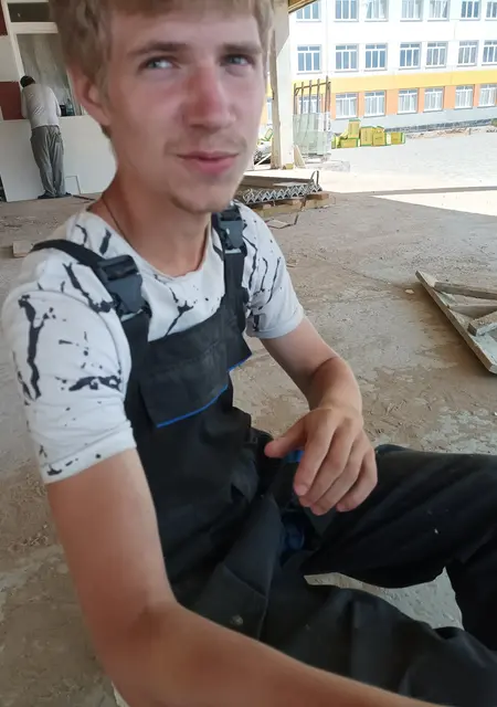 Никита из Бобруйска, мне 25, познакомлюсь на одну ночь