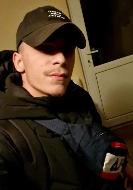 Alex из Бухареста, мне 23, познакомлюсь