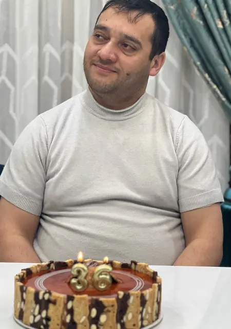 Я Emin, 37, знакомлюсь для открытые отношения в Баку