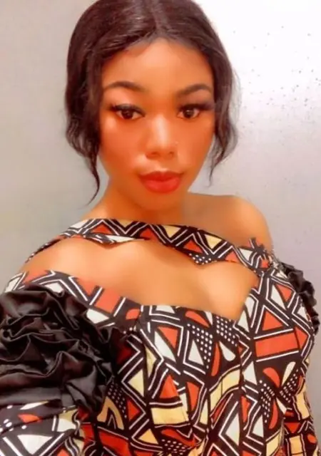 Я Fatouma, 22, знакомлюсь в Париже