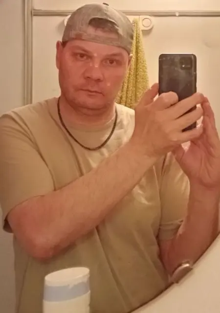 Matj из Праги, мне 45, познакомлюсь