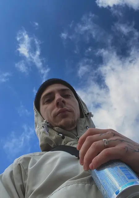 Danil з Кам'янське, шукаю на сайті знайомства без зобов'язань