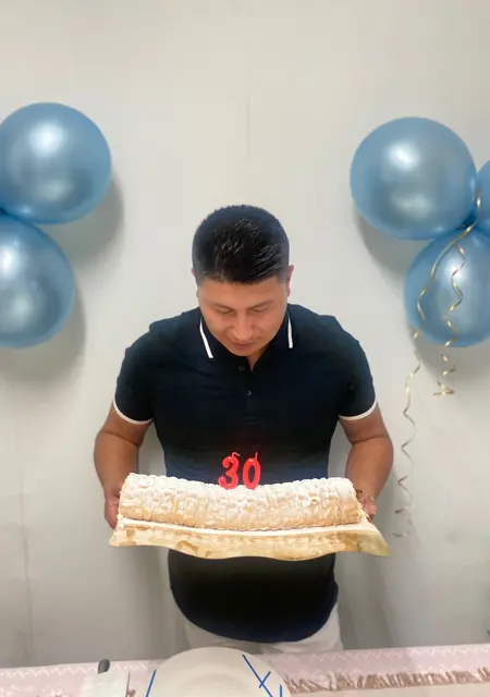 Soy David, 32 años de Vitoria, busco conocer gente para chatear