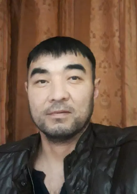 Я Уалихан, 48, знакомлюсь без обязательств в Астане