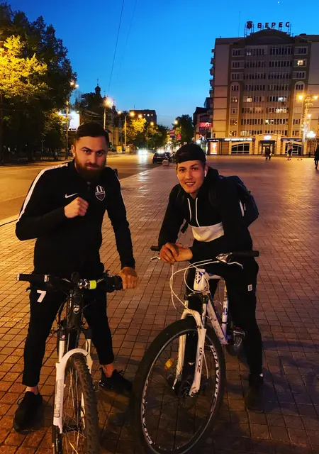 Паша з Рівного, шукаю на сайті знайомства на одну ніч