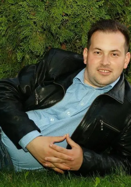 Евгений из Бобруйска, ищу на сайте знакомства на одну ночь