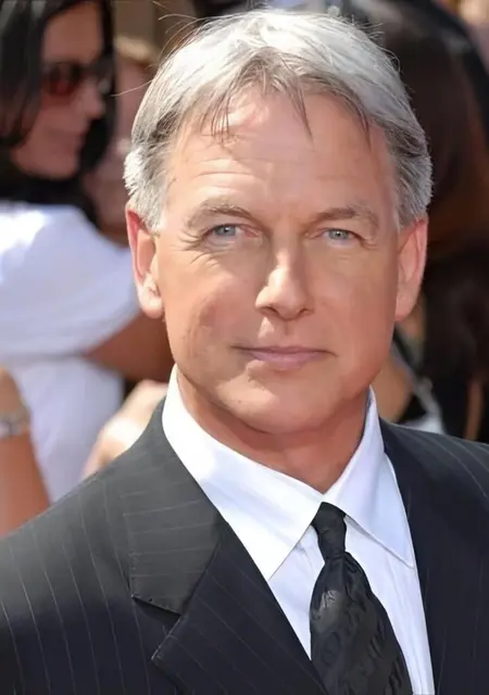 I'm Mark Harmon, 55, looking to meet for chat in London