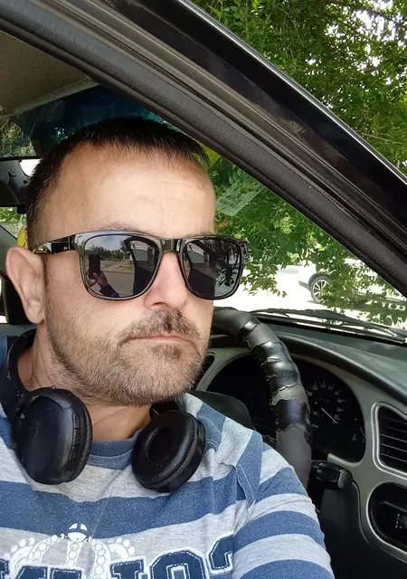 Шкарпик из Каменского, мне 42, познакомлюсь для вирта