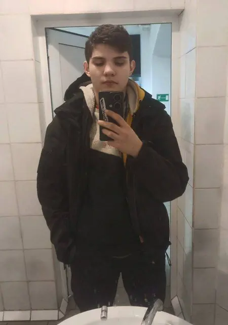 Руслан из Киева, ищу на сайте вирта