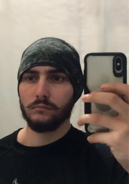 Я Den, 22 років з Покровське, шукаю знайомства на одну ніч