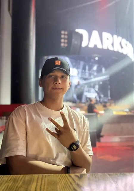 Я Аббос, 21, знакомлюсь без обязательств в Ташкенте