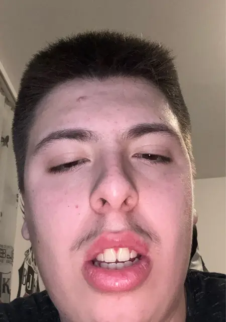 Я Riza, 19, знакомлюсь для постоянных отношений в Вене