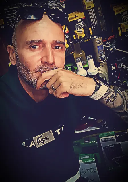 Александр из Тирасполя, мне 42, познакомлюсь для приятного времяпровождения