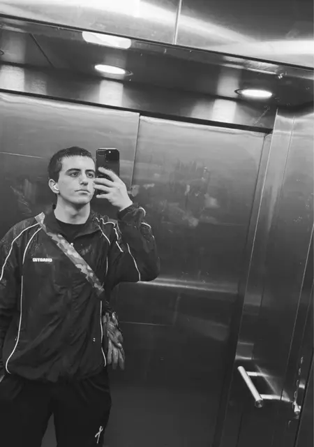 Я Dima, 20, из Каменского, ищу знакомство для вирта