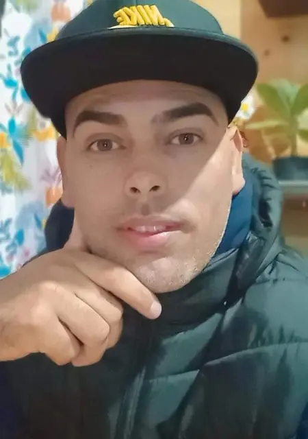 Я Nairon, 36, знакомлюсь для дружбы в Берасатеги