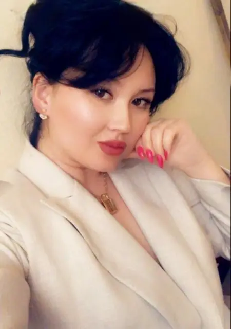 Я Накенова Айжан, 37, из Москвы, ищу знакомство для общения