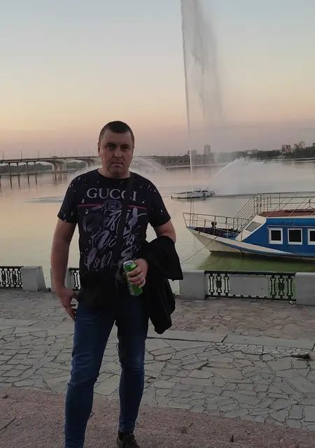 Я Андрей, 38, из Полтавы, ищу знакомство для открытые отношения