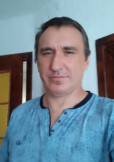 Я Igor, 49, знакомлюсь для открытые отношения в Хороле