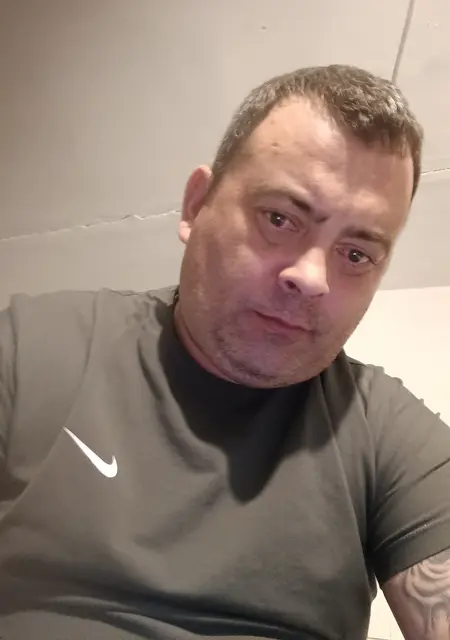 Я Игорь, 39, знакомлюсь для приятного времяпровождения в Новопскове