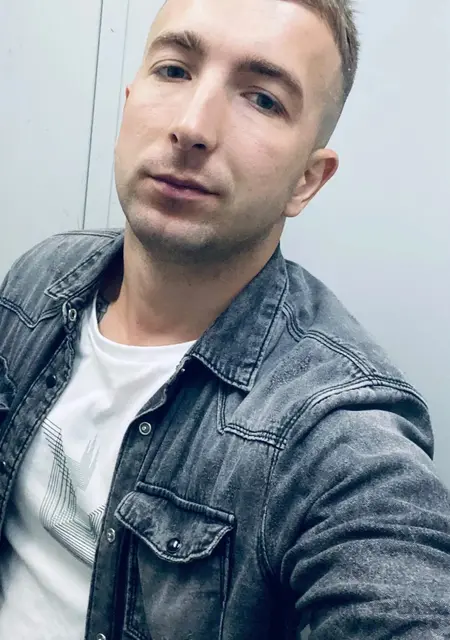 Я Михаил, 31, знакомлюсь без обязательств в Минске
