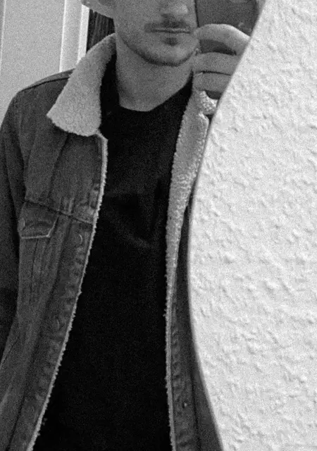 Я Doha, 28, из Мюнхена, ищу знакомства без обязательств