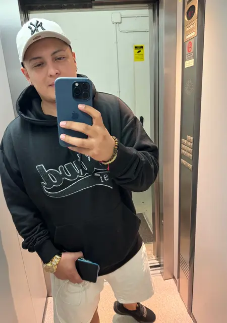 Я Angelo, 31, знакомлюсь для дружбы в Ораде