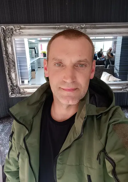 Александр з Болехів, мені 39 років, познайомлюсь на одну ніч