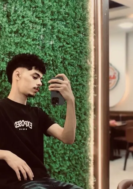 Я Mahmoud, 23, знакомлюсь на одну ночь в Танта