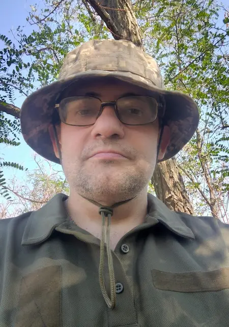 Саша из Кишинёва, мне 40, познакомлюсь без обязательств