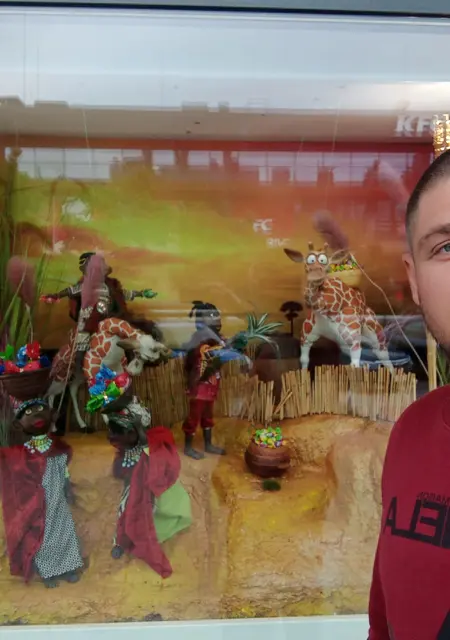 Ivan из Одессы, мне 40, познакомлюсь для приятного времяпровождения