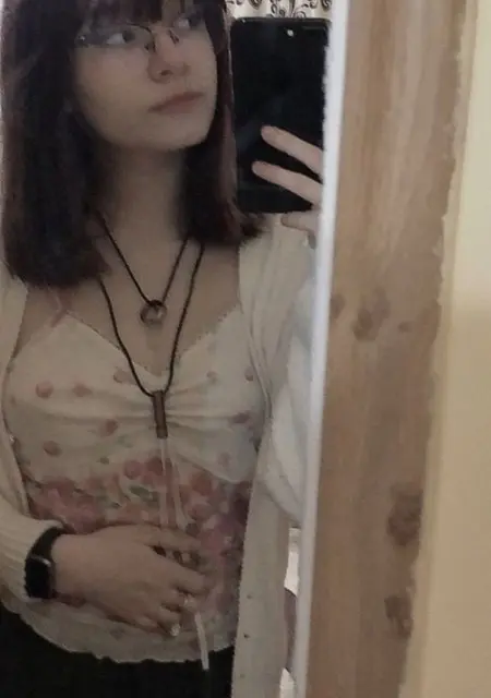 Я Bianca, 18, из Бухареста, ищу знакомство