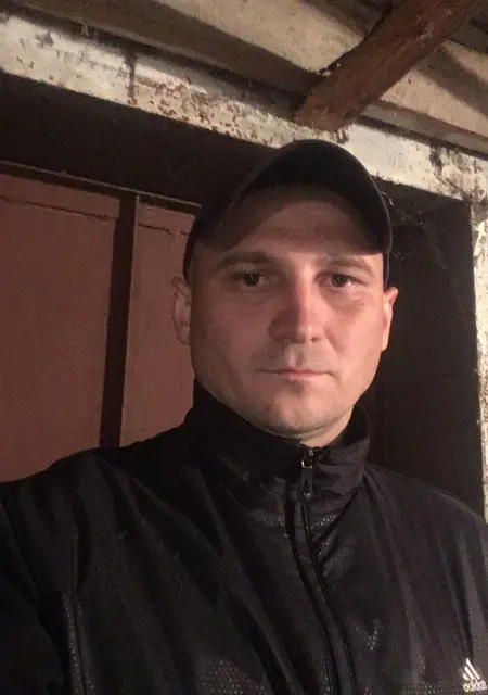 Я Вова, 37, знакомлюсь на одну ночь в Житомире