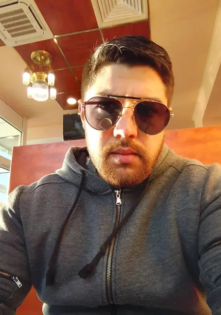 Николай из Донецка, ищу на сайте знакомства на одну ночь