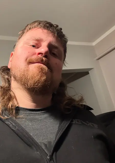 Kamil из Живец, мне 35, познакомлюсь для постоянных отношений