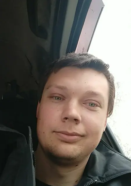 Я Андрей, 31, из Бахмута, ищу знакомства без обязательств