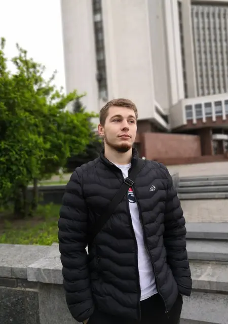 Я Андрій, 28 років, знайомлюсь для приємного проведення часу у Вінниці