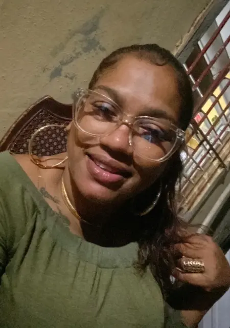 Я Guillerminamercede, 38, из Сантьяго-де-лос-кабальероса, ищу знакомство для постоянных отношений