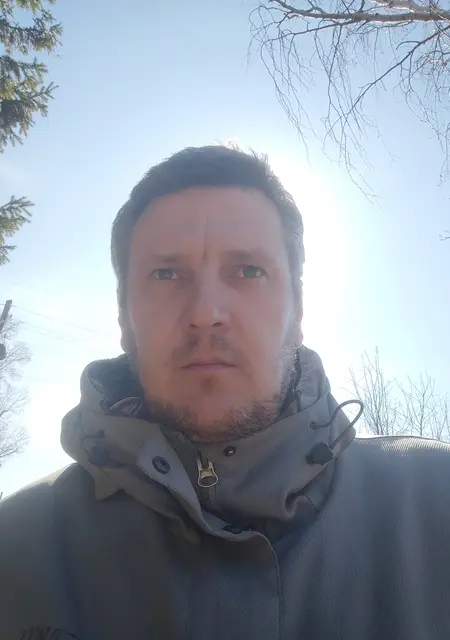 Я Артем, 41, из Новопскова, ищу знакомства без обязательств