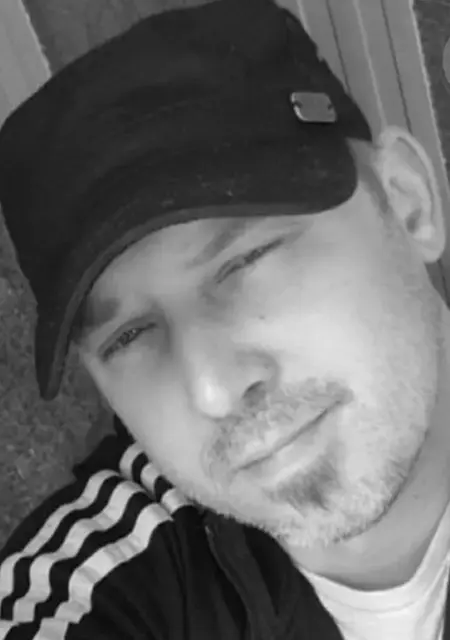 Я Dar Ko, 40, знакомлюсь в Берлине