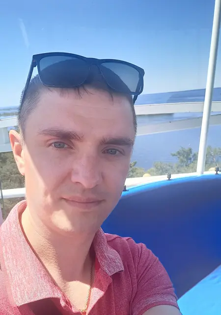 Андрей з Черкаси, шукаю на сайті знайомства без зобов'язань
