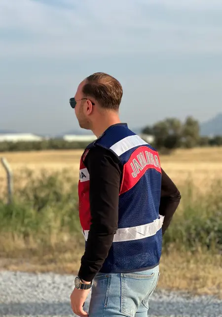 Я Orkun, 25, из Ван, ищу знакомство для дружбы