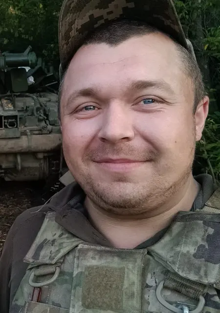 Я Валерій, 30, знакомлюсь для открытые отношения в Жёлтых Воде