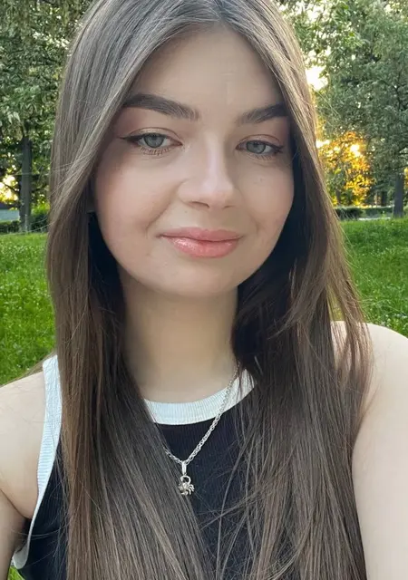 Я Daria, 22 років з Слов'янськ, шукаю знайомство для вірт