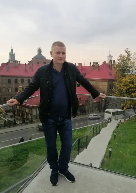 Я Денис, 43, знакомлюсь для постоянных отношений в Ирпене