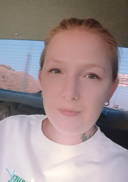 Дарья из Ташкента, ищу на сайте постоянные отношения