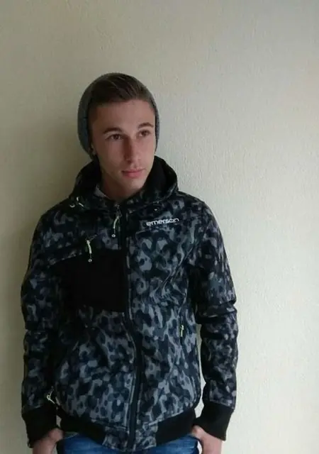 Я Splendente, 22, знакомлюсь для дружбы в Афинах