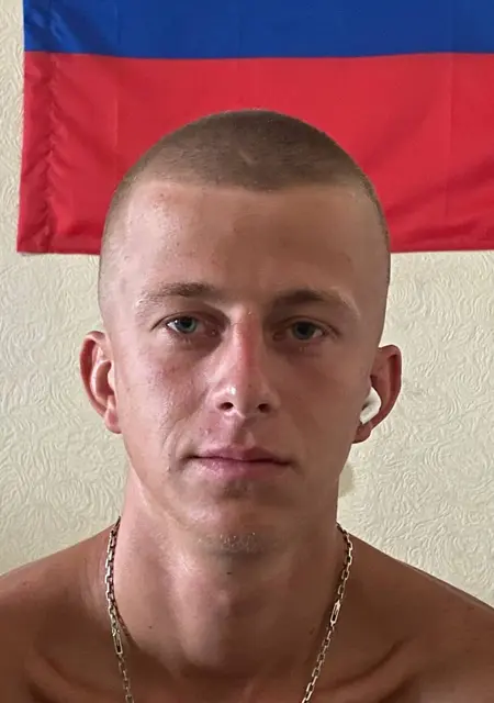 Владислав из Мариуполя, мне 22, познакомлюсь на одну ночь