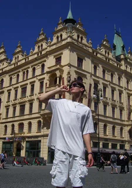 Я Oleh, 20, знакомлюсь для общения в Пльзне