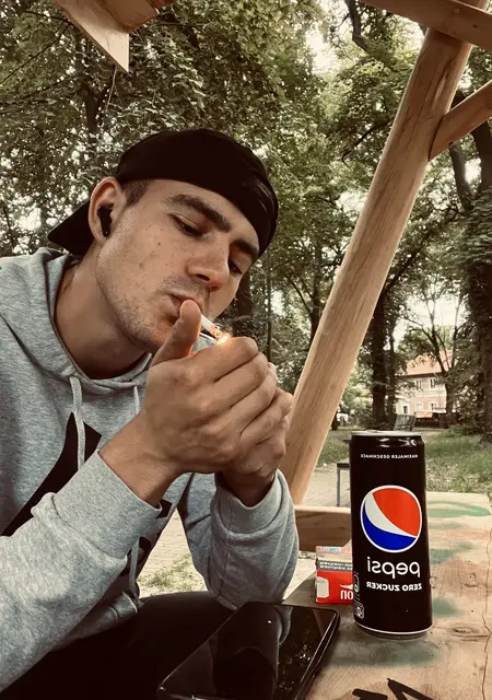 Я Silviujo, 24, знакомлюсь на одну ночь в Мюнхене