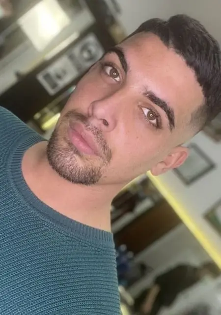 Soy Juan, 23 años, conociéndome en Madrid